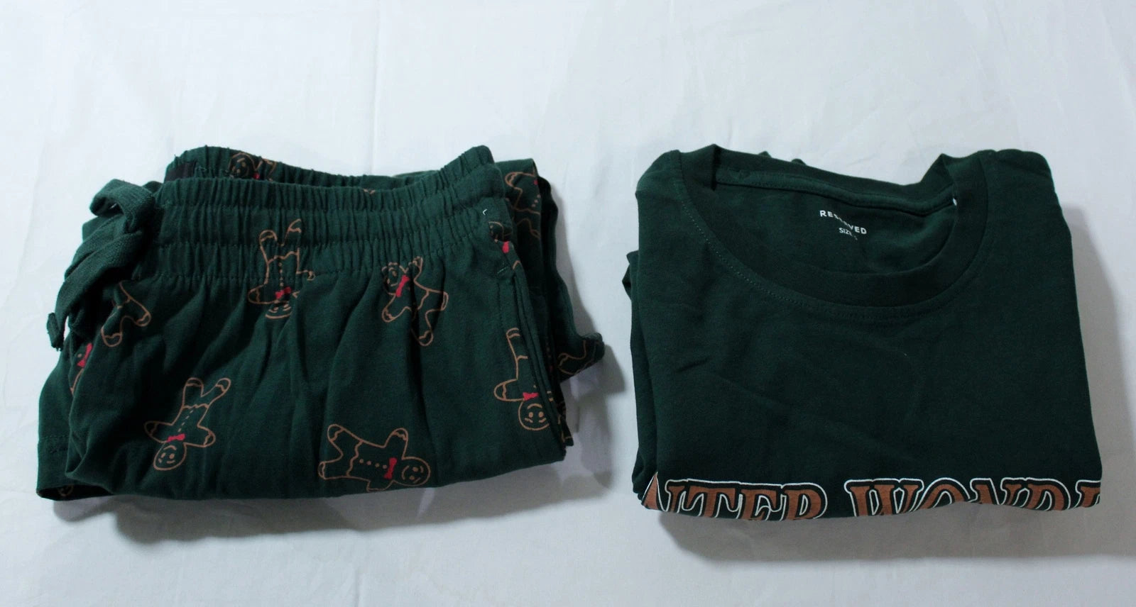 Reserved Men's Short Sleeve Winter Wonders Graphic Pajama Set AC2 Green Small