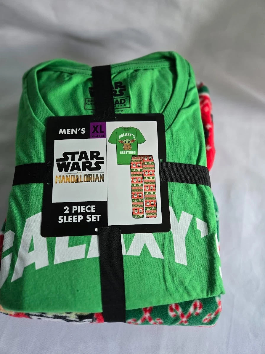 Star Wars Mandalorian Baby Yoda Christmas Mens Pajamas Set Mens XL - New