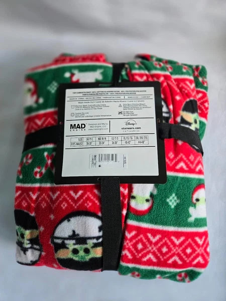 Star Wars Mandalorian Baby Yoda Christmas Mens Pajamas Set Mens LARGE - New