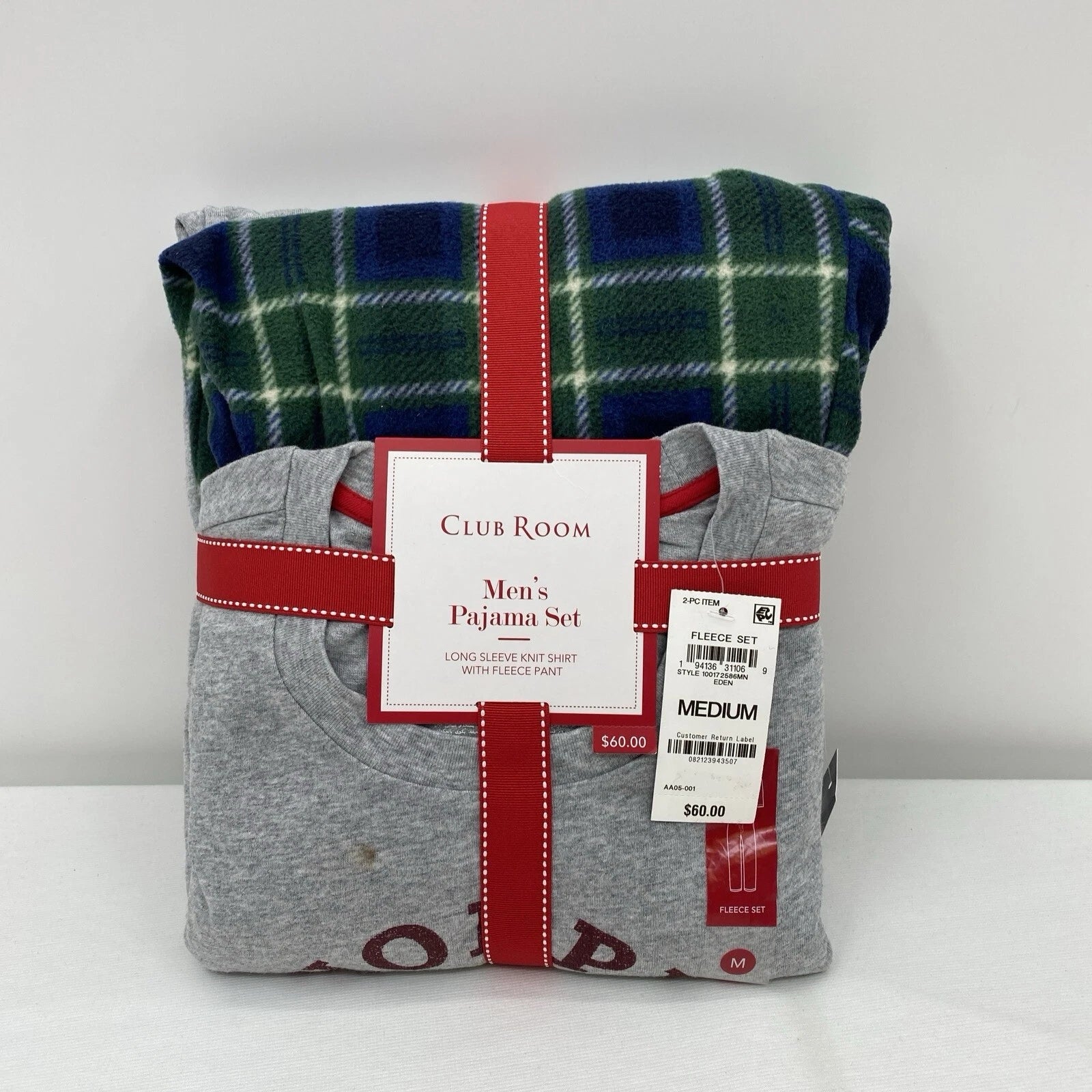 $60 Club Room Mens 2-Piece Pajama Set Hoppy Holidays Fleece Long Sleeve Size M