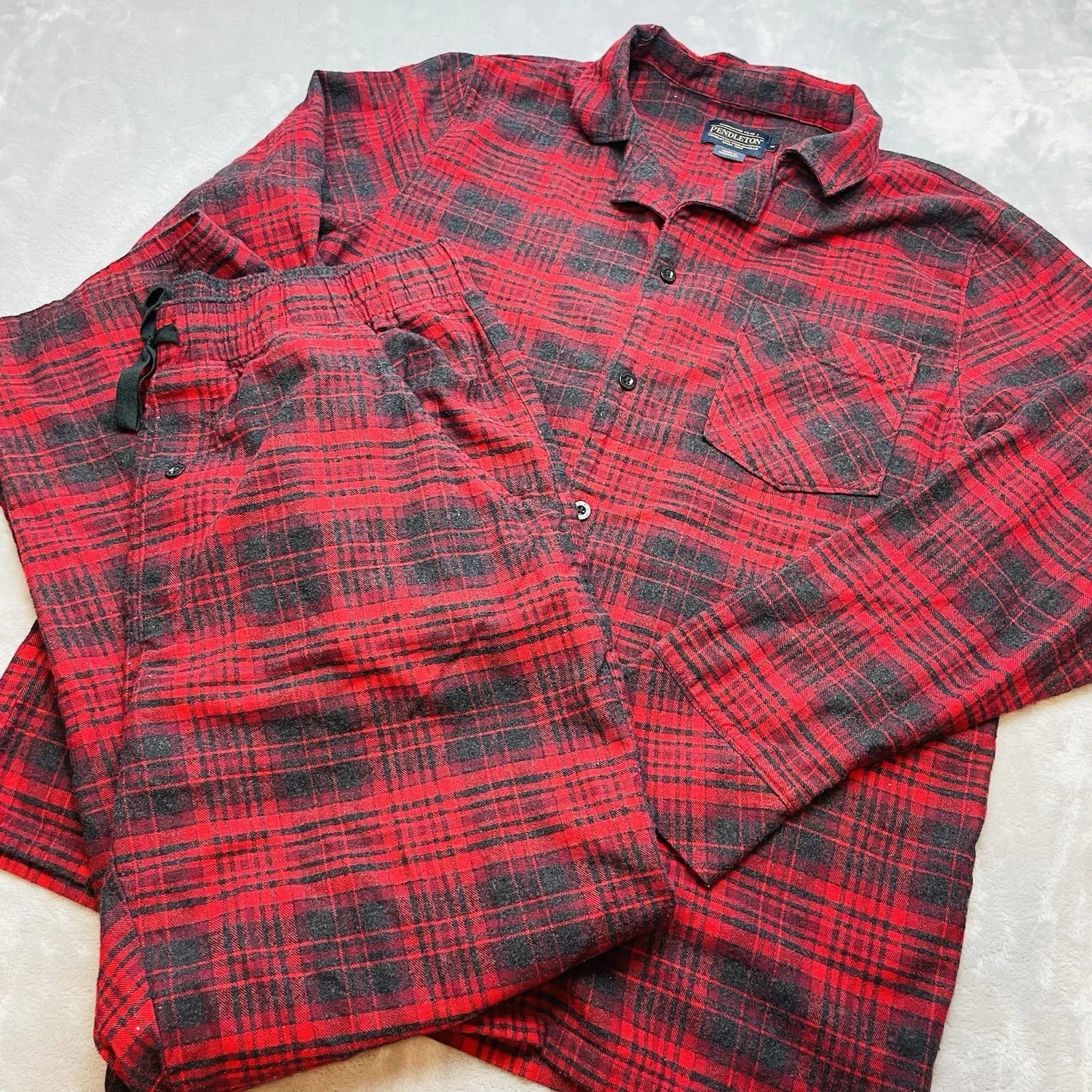 Pendleton Pajamas 2 Piece Set Mens M Red Black Plaid Long Sleeve Shirt Pants