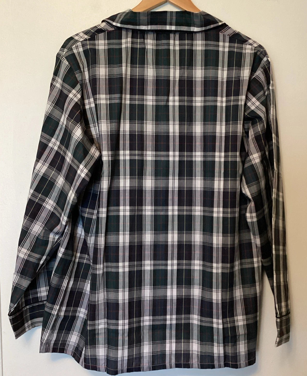 Bill Blass Pajama Set Men’s Size L Green Plaid Long Sleeve Lightweight NWT