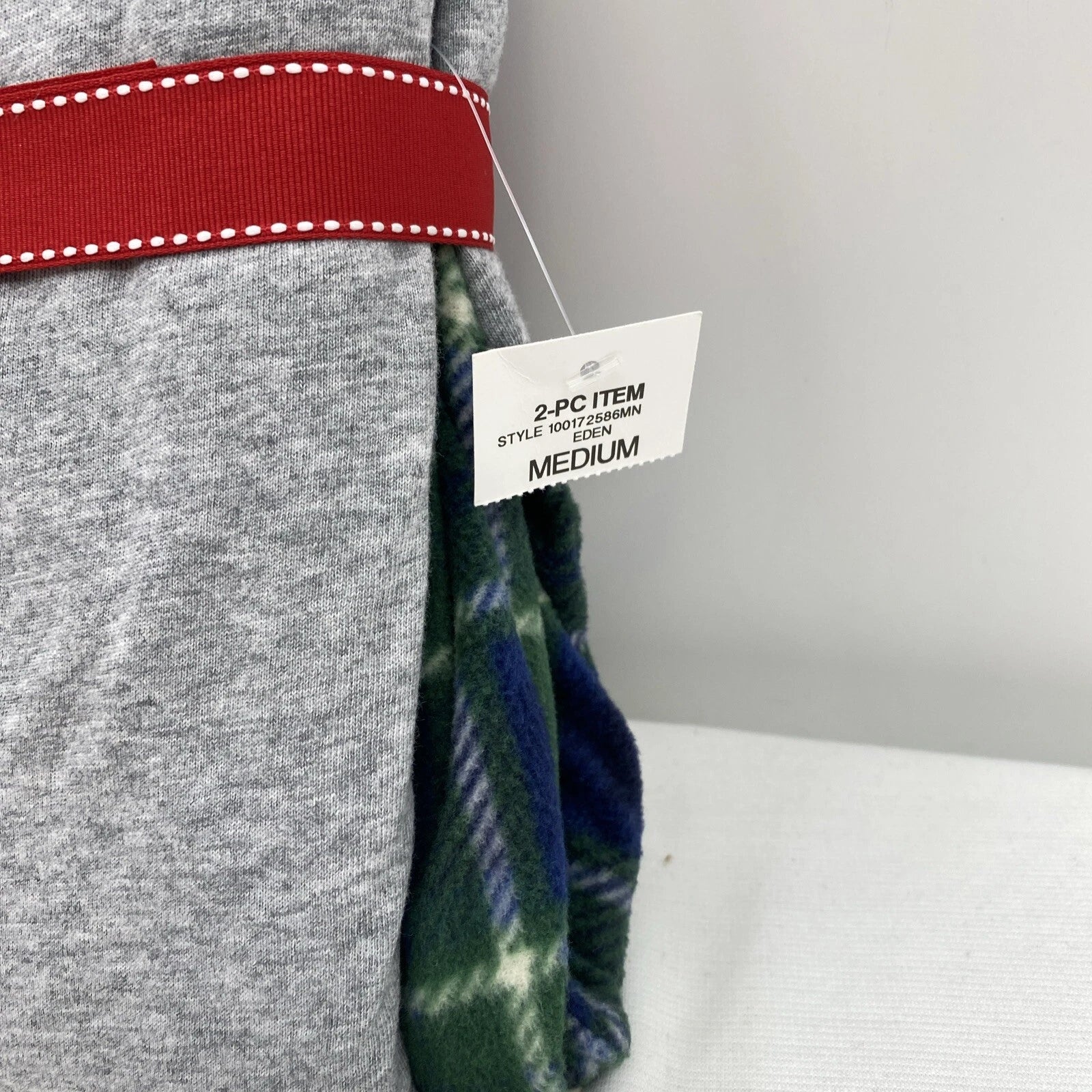 $60 Club Room Mens 2-Piece Pajama Set Hoppy Holidays Fleece Long Sleeve Size M
