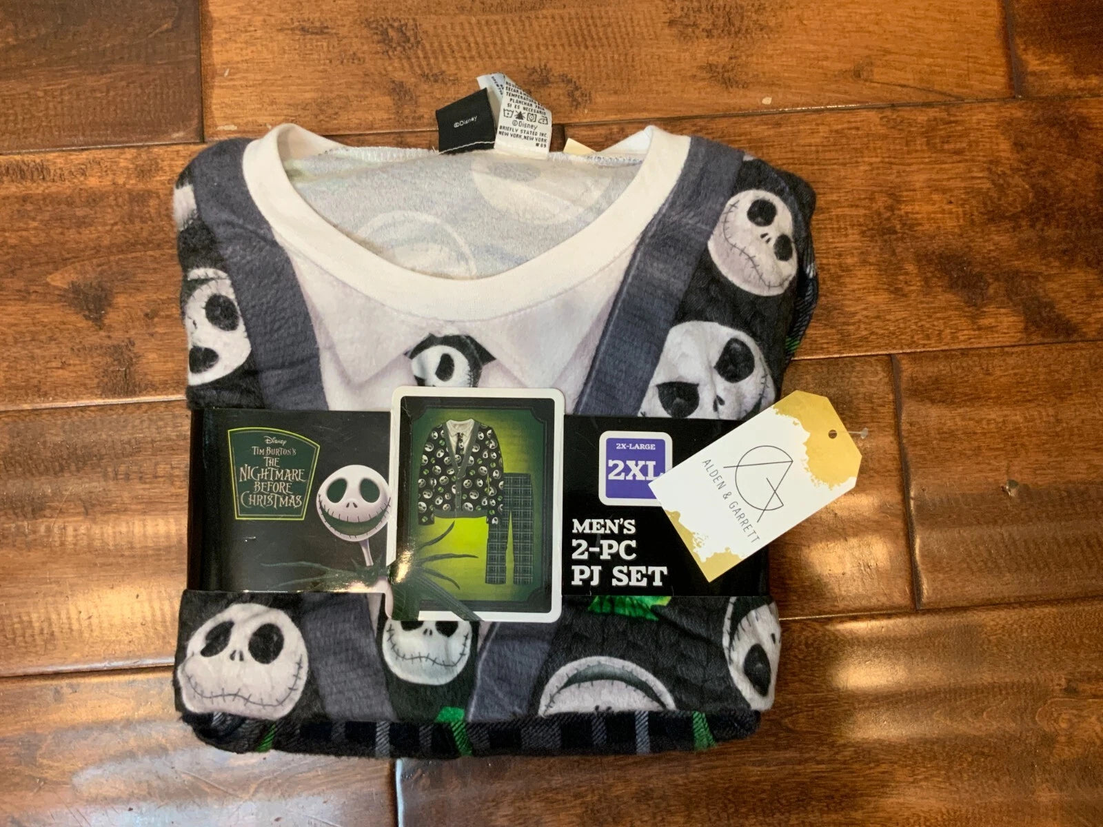 Disney Men's Nightmare Before Christmas Pijamas Set 2-Pieces NWT!