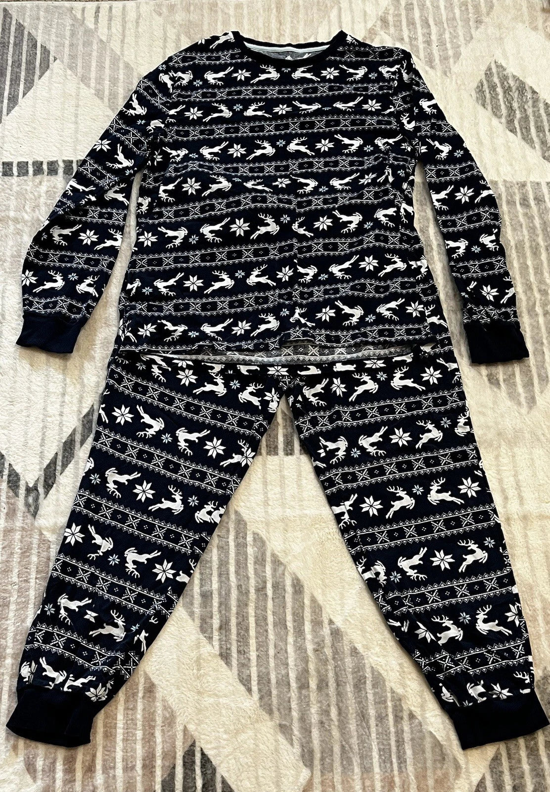 Holiday FamJams Men's Long Sleeve & Pant Pajama Set