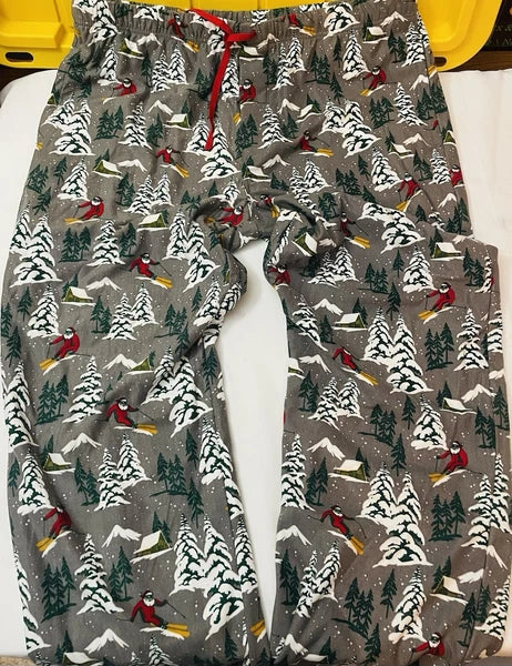 North Pole Trading Co.  Men’s Pajama Set (Adult XL)
