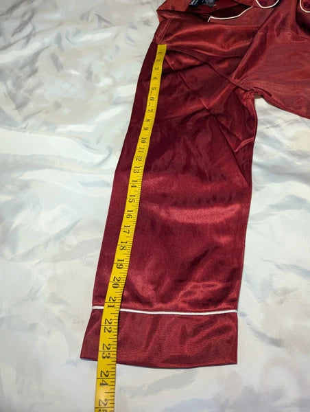 JOHN BLAIR Men's Large 2 Pc Pajama Set Sleepwear Burgundy SATIN Pants Button Top